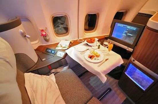 别忘了还有欧洲折扣公务舱