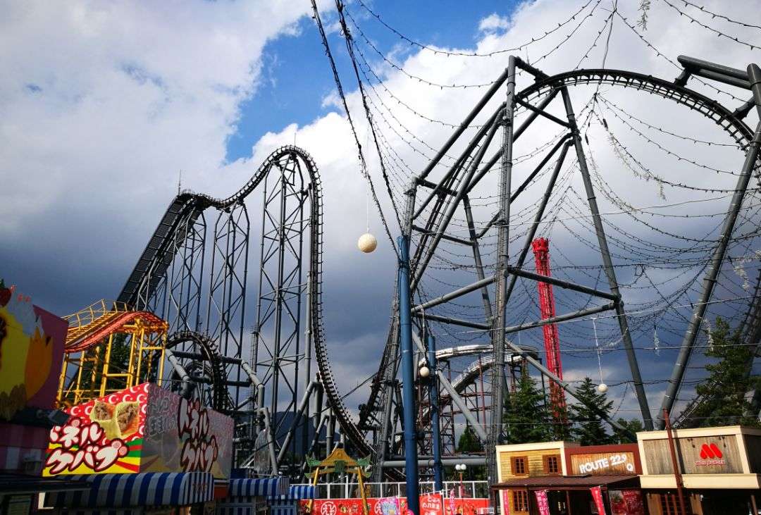 能吓哭你的过山车与鬼屋恐怖组合日本旅游我推荐去这里