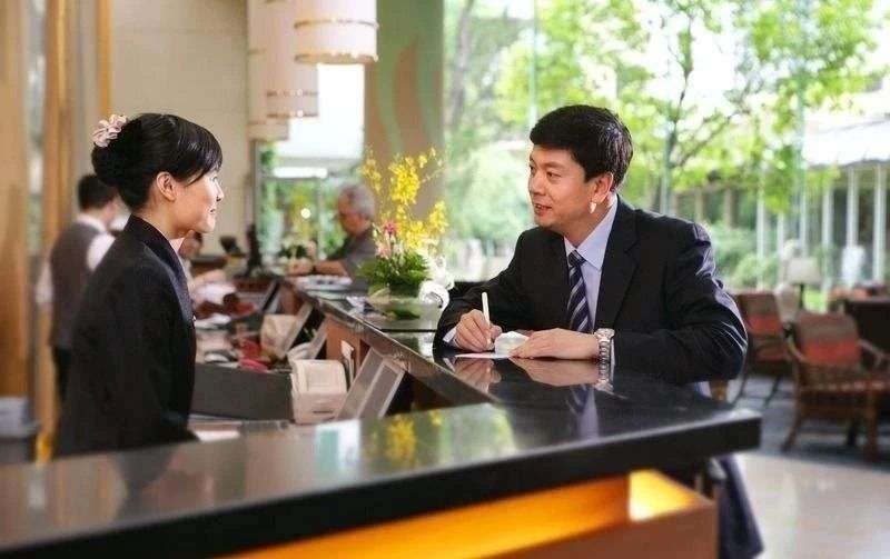 69 玩卡生活 69 信用卡大师 69 大火!此卡完爆 钻石黑金百夫长!