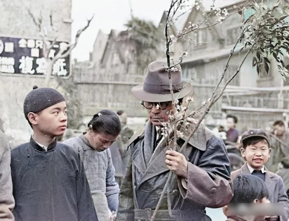 1924年上海舟山路菜市场略显寒酸珍贵的上海老照片